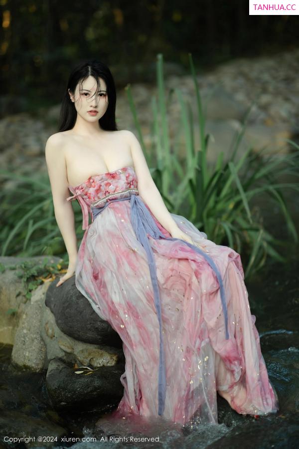 陈诗诗 诗诗 [XiuRen]高清写真图 2024.09.02 No.9100 诗诗kiki 美臀性感第35张图片